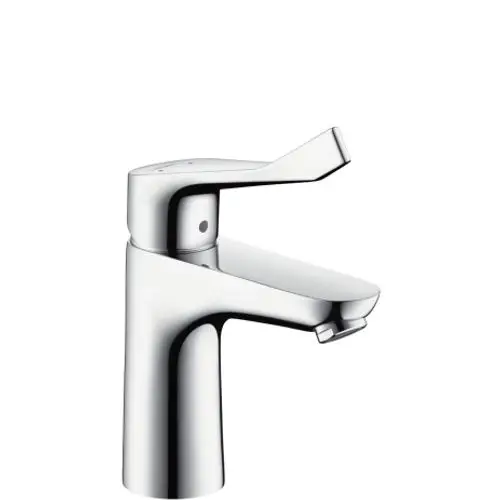 Einhebel-Waschtischmischer aus Chrom von Hansgrohe mit einem komfortablen Griff und integrierter Zugstangen-Ablaufgarnitur.